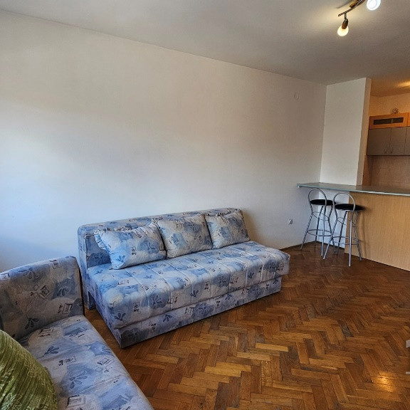 Garsonjera na prodaju, Centar, Novi Sad, 29m², 1. sprat, 105.000 €