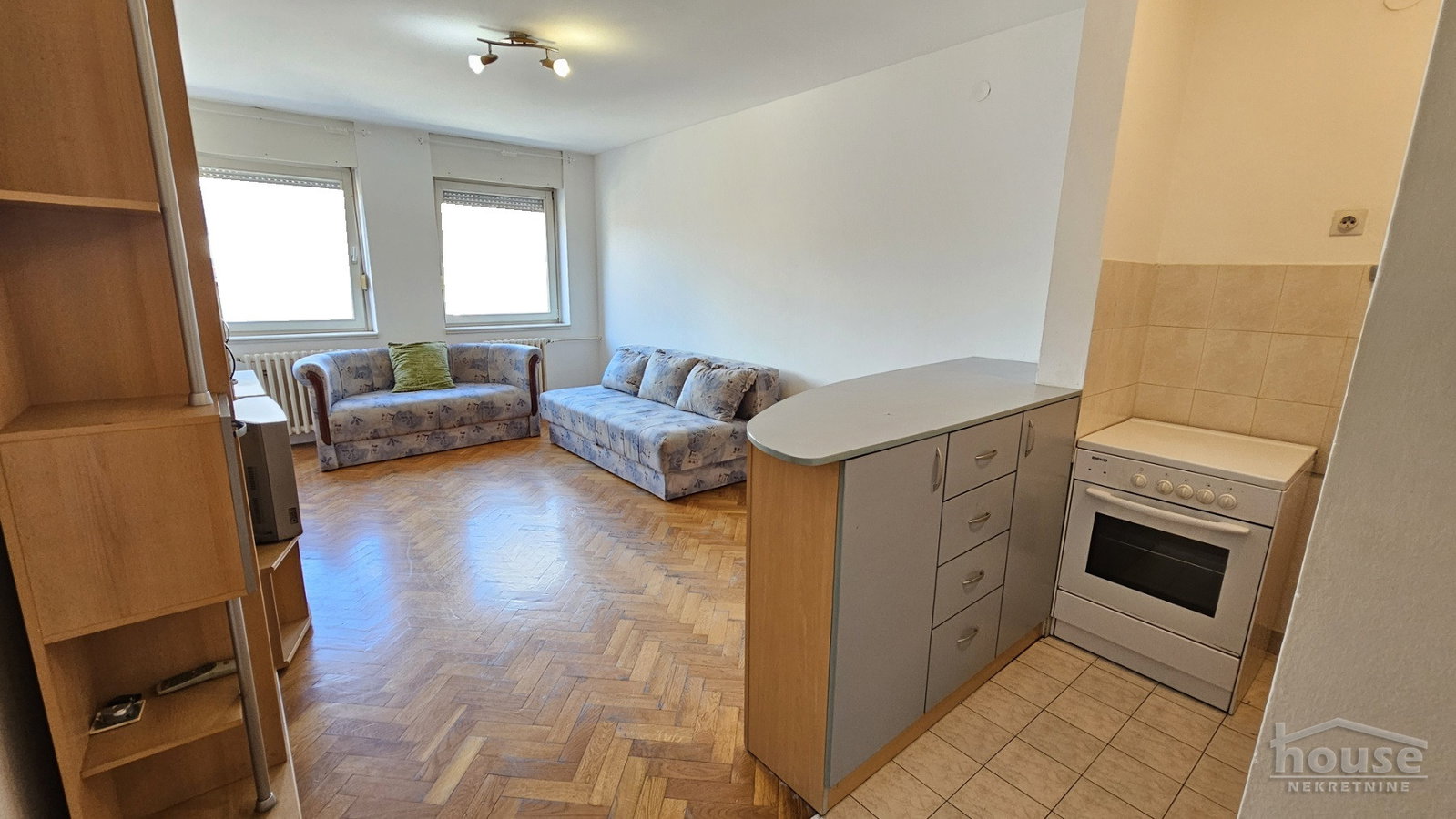 Garsonjera na prodaju, Centar, Novi Sad, 29m², 1. sprat, 105.000 €