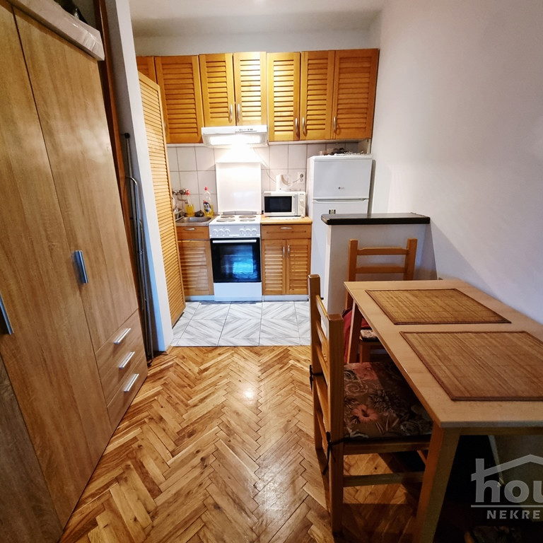 Stan Prodaja Novi Sad  23 m2