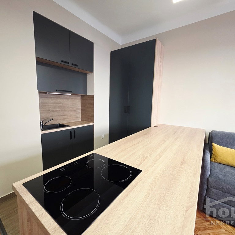 Stan Prodaja Novi Sad  32 m2