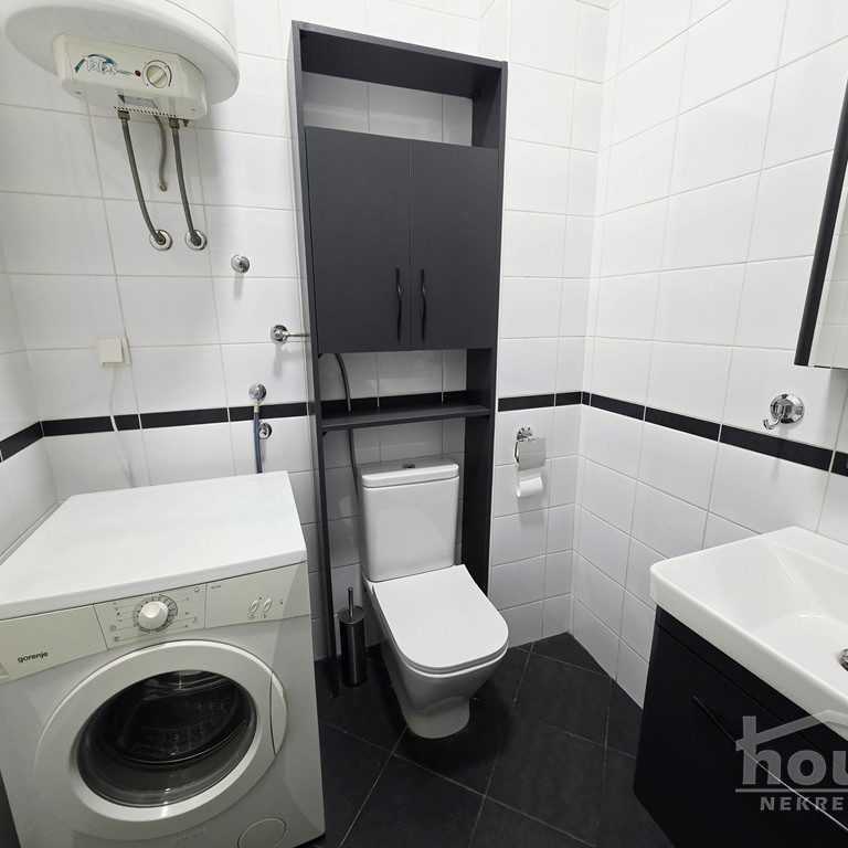 Stan Prodaja Novi Sad  32 m2