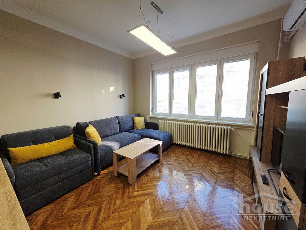 stanovi-5-re-centar-1102387-ctjk4 Garsonjera na prodaju, Centar, Novi Sad, 32m², 3. sprat, 116.000 €
