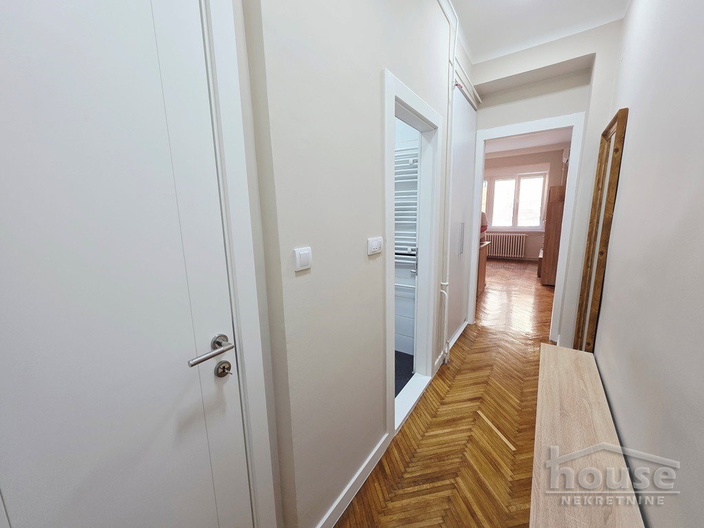stanovi-5-re-centar-1102387-xof0e Garsonjera na prodaju, Centar, Novi Sad, 32m², 3. sprat, 116.000 €