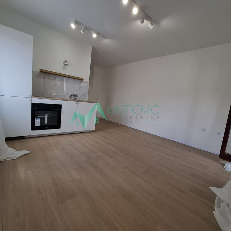 Stan Prodaja Novi Sad  30 m2