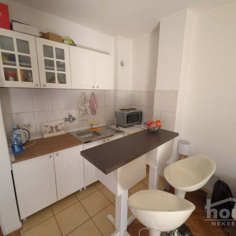 Stan Prodaja Novi Sad  25 m2