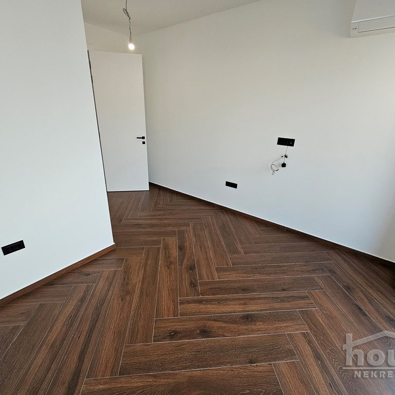 Petosoban stan na prodaju, Bistrica, Novi Sad, 165m², 1. sprat, 442.530 €