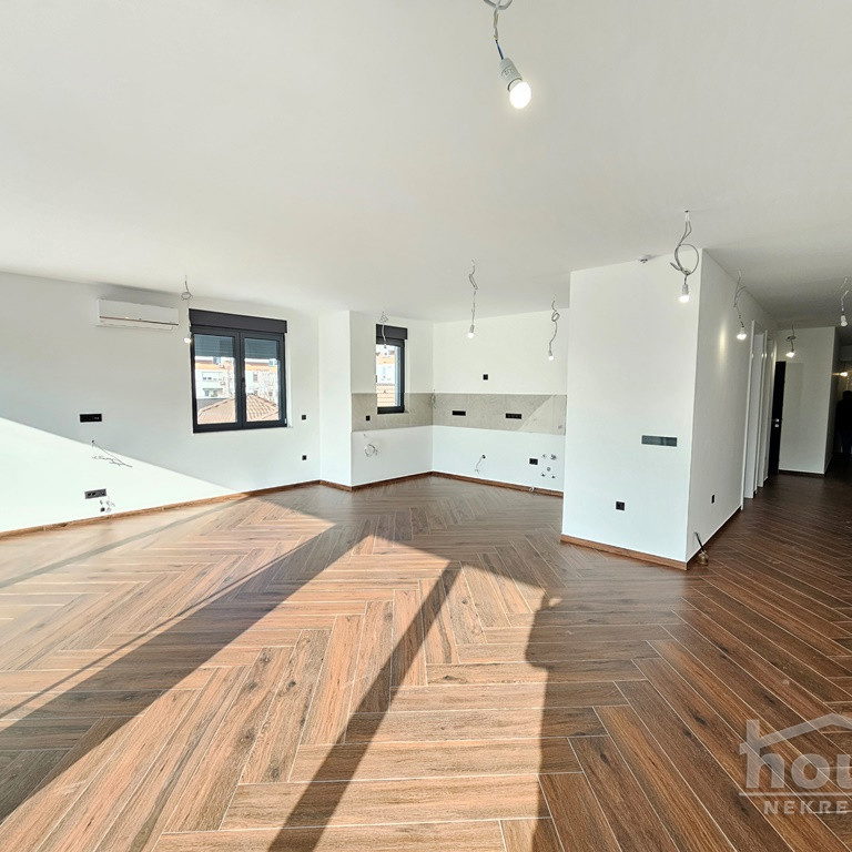 Stan Prodaja Novi Sad  165 m2