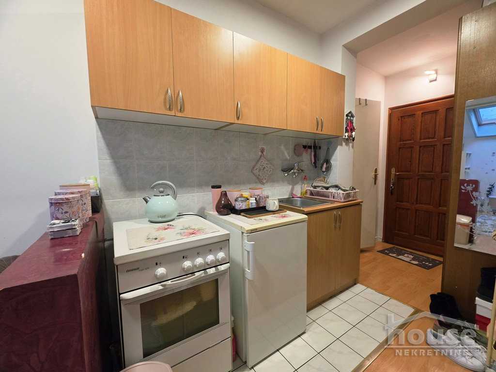 Stan Prodaja Novi Sad  24 m2