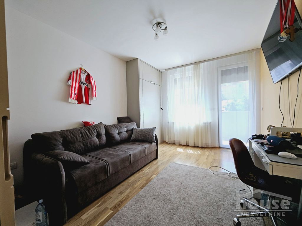 Petosoban stan na prodaju, Sajmište, Novi Sad, 149m², 1. sprat, 480.000 €