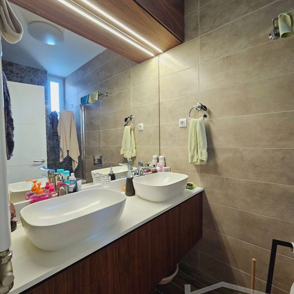 Petosoban stan na prodaju, Sajmište, Novi Sad, 149m², 1. sprat, 480.000 €