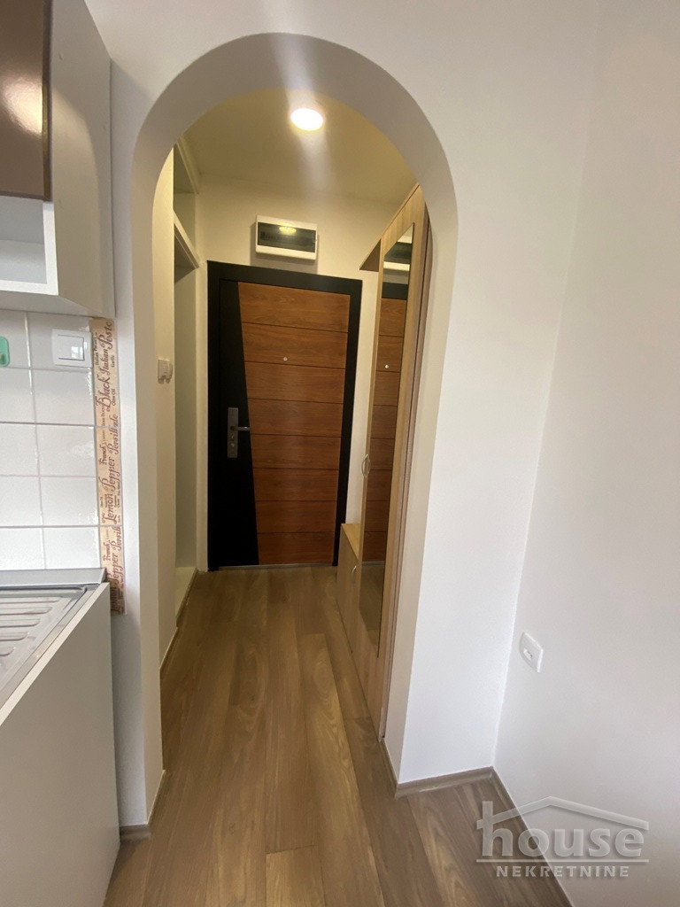 Stan Prodaja Novi Sad  16 m2