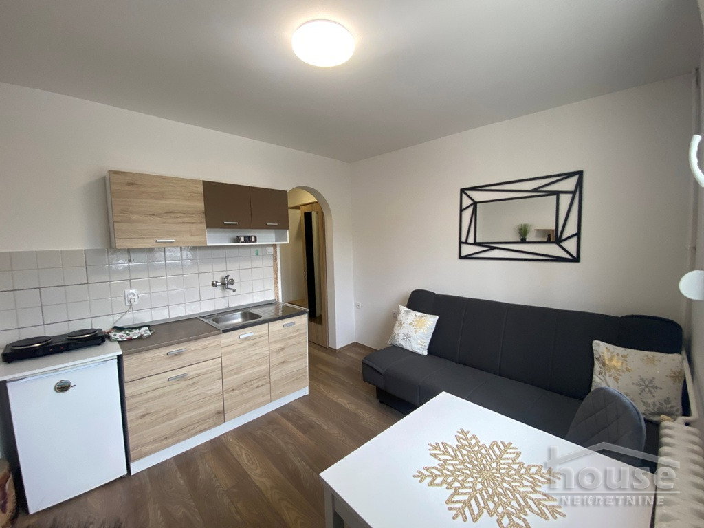 Stan Prodaja Novi Sad  16 m2