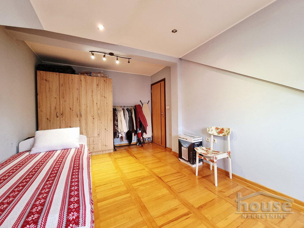 Petosoban stan na prodaju, Nova Detelinara, Novi Sad, 120m², 3. sprat, 200.000 €