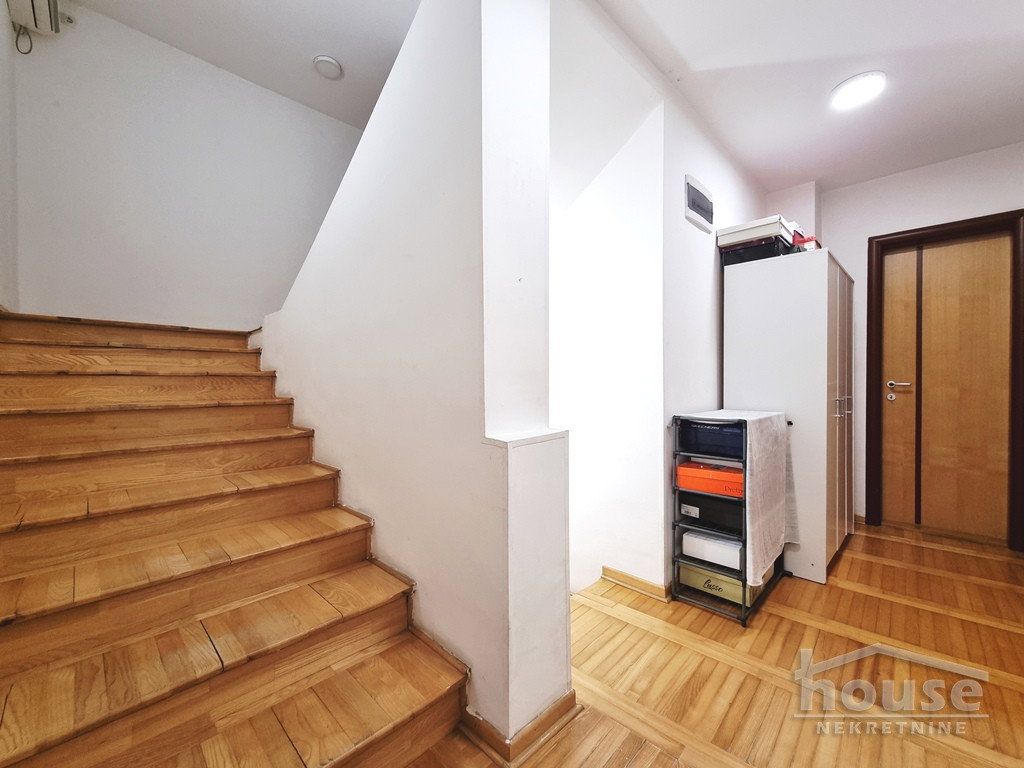 Petosoban stan na prodaju, Nova Detelinara, Novi Sad, 120m², 3. sprat, 200.000 €