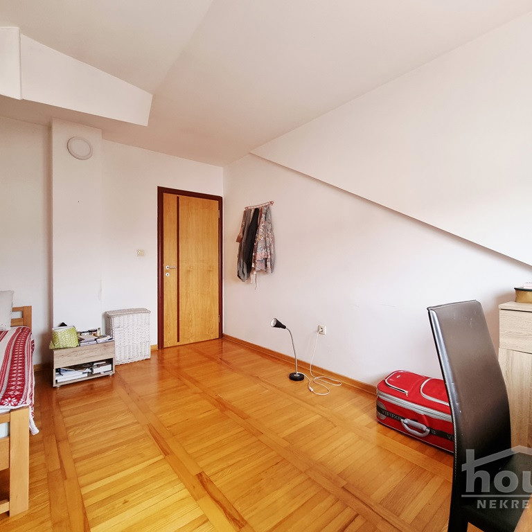 Petosoban stan na prodaju, Nova Detelinara, Novi Sad, 120m², 3. sprat, 200.000 €