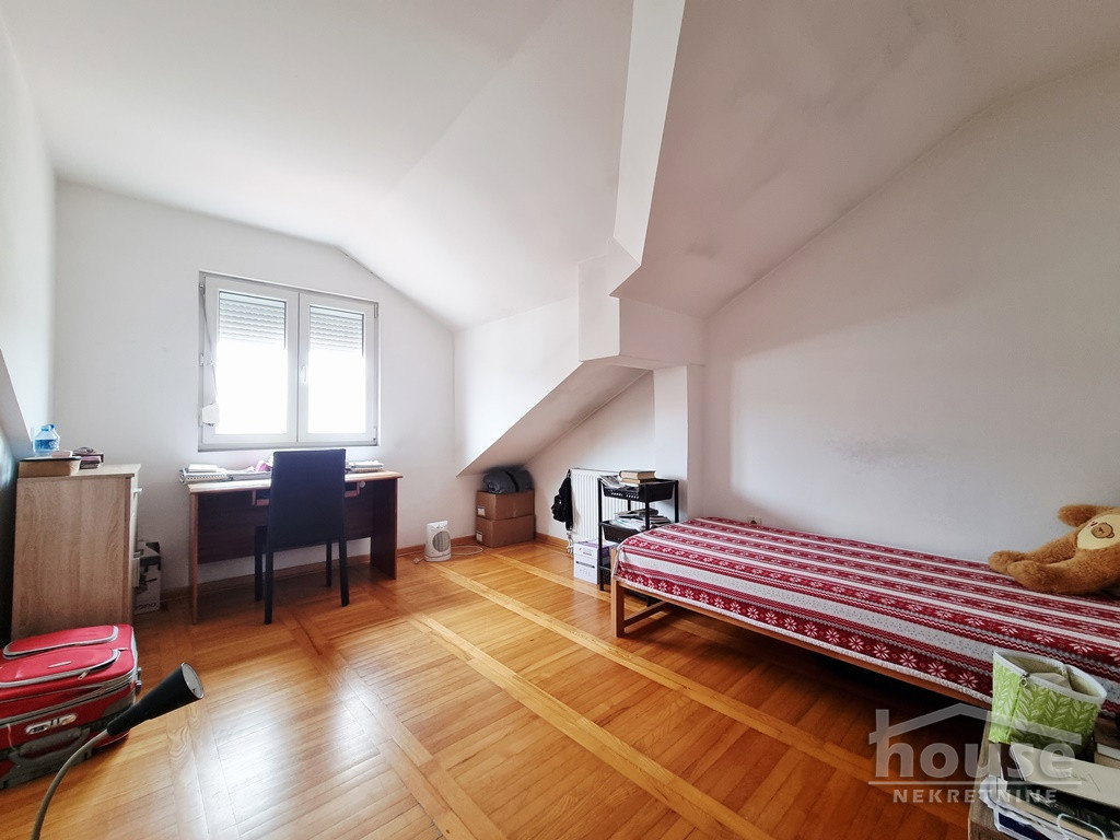 Petosoban stan na prodaju, Nova Detelinara, Novi Sad, 120m², 3. sprat, 200.000 €