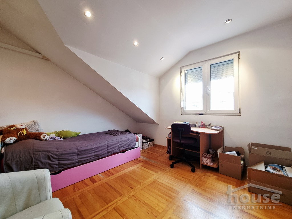 Petosoban stan na prodaju, Nova Detelinara, Novi Sad, 120m², 3. sprat, 200.000 €