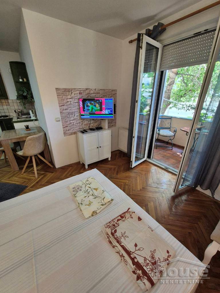 Stan Prodaja Novi Sad  27 m2