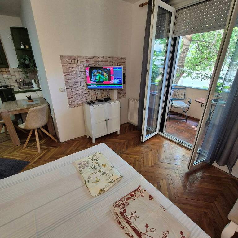 Stan Prodaja Novi Sad  27 m2