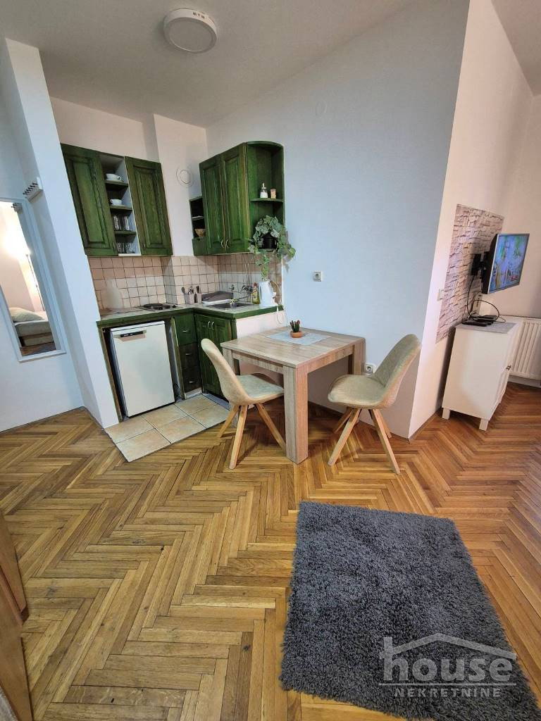 Stan Prodaja Novi Sad  27 m2