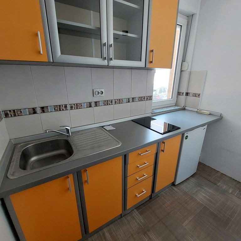 Dvoiposoban stan na prodaju, Grbavica, Novi Sad, 69m², Prizemlje, 185.000 €