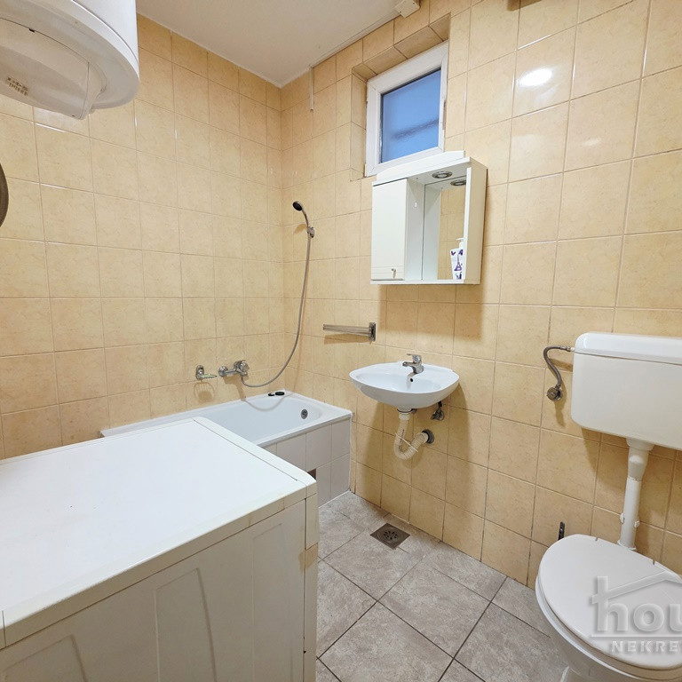 Stan Prodaja Novi Sad  25 m2