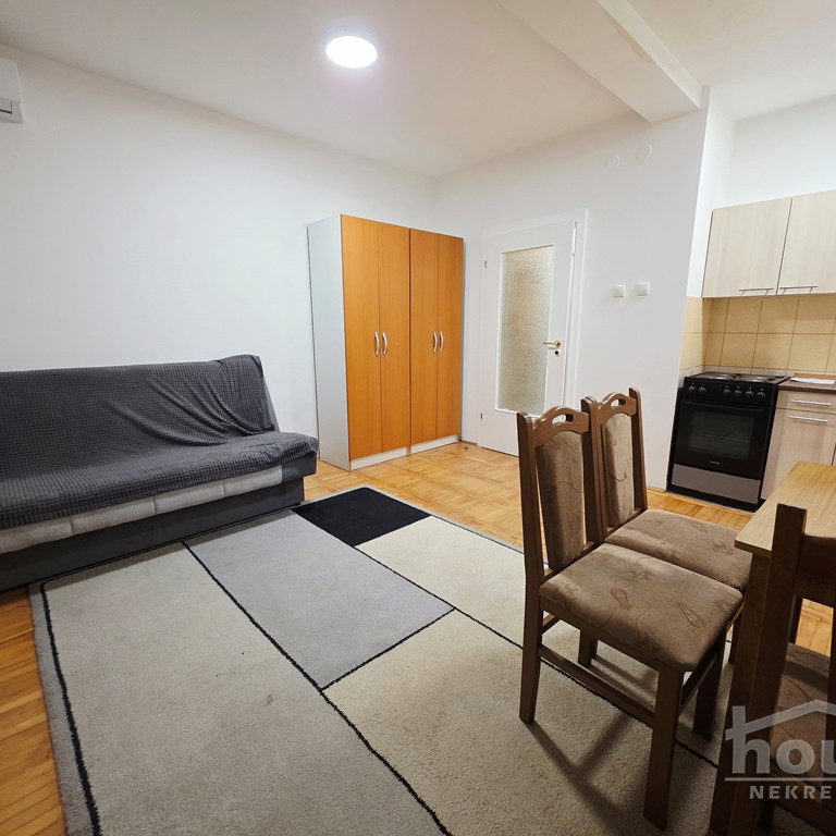 Garsonjera na prodaju, Petrovaradin, Novi Sad, 25m², Prizemlje, 70.000 €