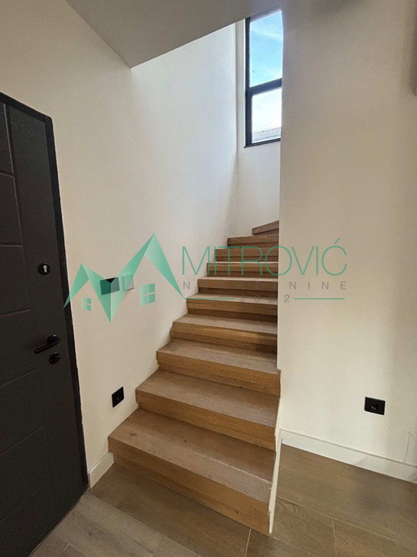 stanovi-5-vp-telep-1004222-dd3c5 Petosoban stan na prodaju, Telep, Novi Sad, 147m², 441.870 €