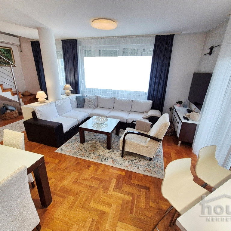 Višesoban stan na prodaju, Centar, Novi Sad, 144m², 6. sprat, 432.000 €