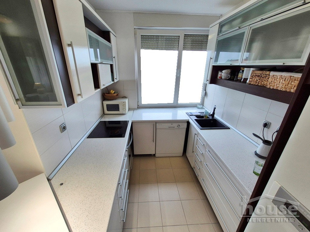 Stan Prodaja Novi Sad  144 m2