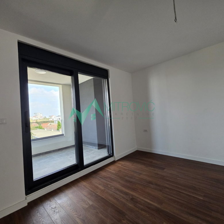 Višesoban stan na prodaju, Telep, Novi Sad, 136m², 378.216 €