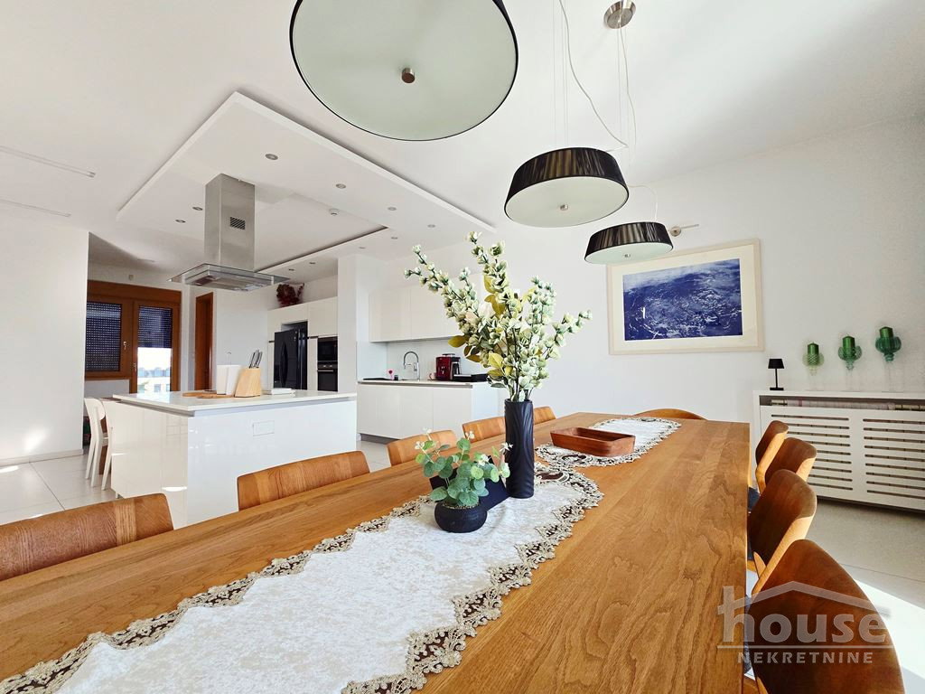 Višesoban stan na prodaju, Centar, Novi Sad, 352m², 5. sprat, 1.573.840 €