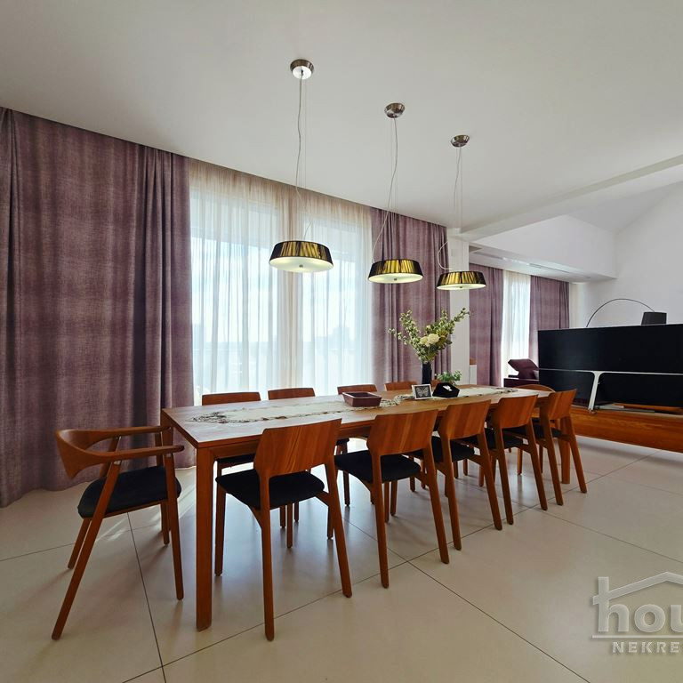 Višesoban stan na prodaju, Centar, Novi Sad, 352m², 5. sprat, 1.573.840 €