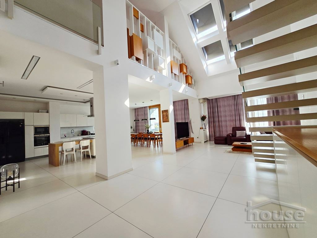 Stan Prodaja Novi Sad  352 m2