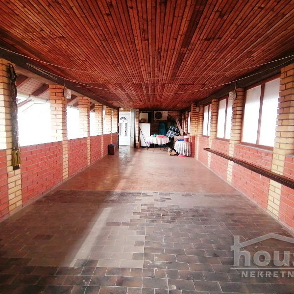 Kuća na prodaju, Sadovi, Novi Sad, 250m², 250.000 €
