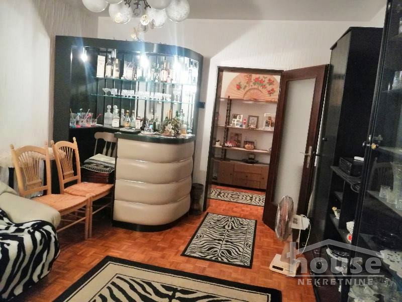 Stan Prodaja Novi Sad  64 m2