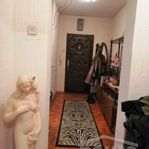 Stan Prodaja Novi Sad  64 m2