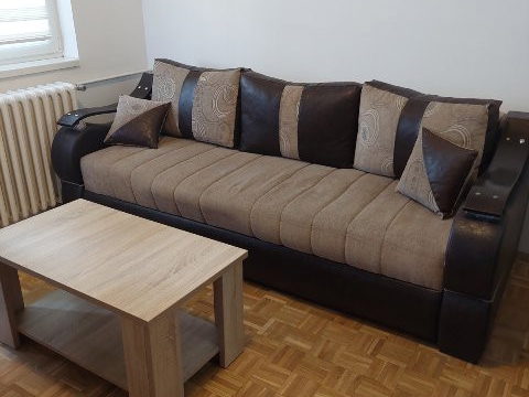 Stan Izdavanje Novi Sad  47 m2