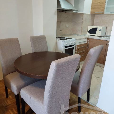 Stan Izdavanje Novi Sad  47 m2