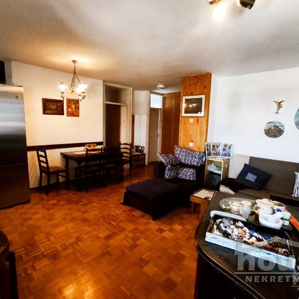 Četvorosoban stan na prodaju, Socijalno, Novi Sad, 94m², 213.000 €
