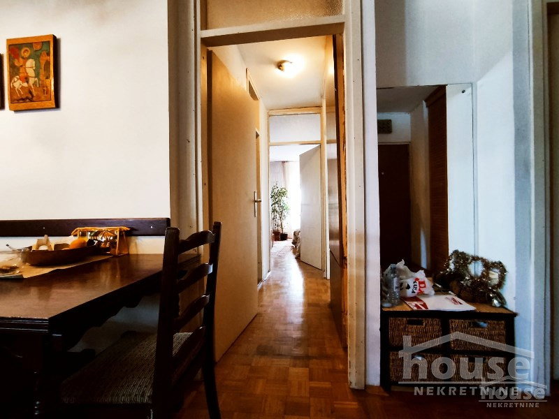 Četvorosoban stan na prodaju, Socijalno, Novi Sad, 94m², 213.000 €