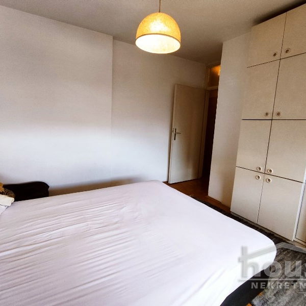 Četvorosoban stan na prodaju, Socijalno, Novi Sad, 94m², 213.000 €