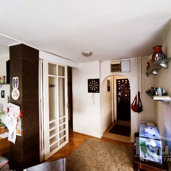 Troiposoban stan na prodaju, Bulevar Oslobođenja, Novi Sad, 86m², 339.900 €