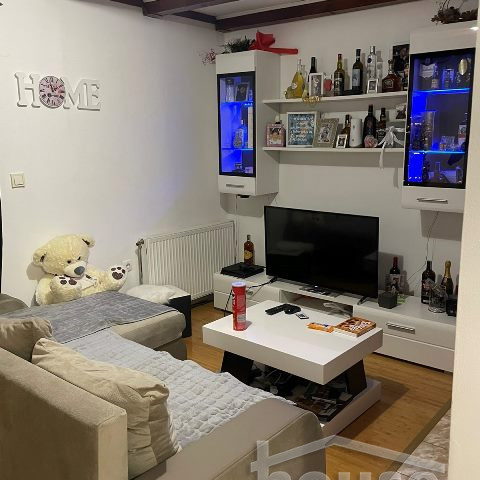 Dvosoban stan na prodaju, Bulevar Patrijarha Pavla, Novi Sad, 50m², 92.800 €