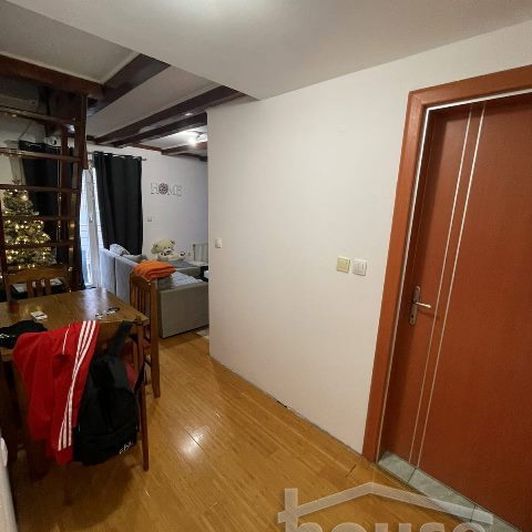 Stan Prodaja Novi Sad  50 m2