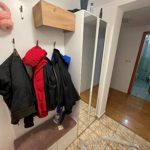 Stan Prodaja Novi Sad  50 m2