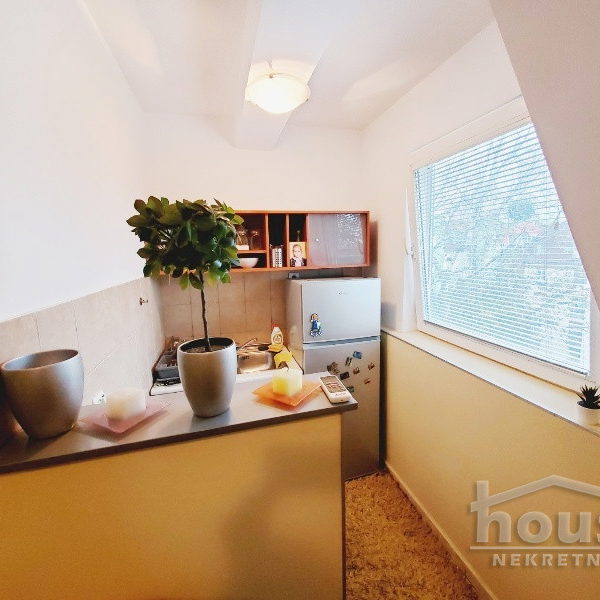 Četvorosoban stan na prodaju, Sajmište, Novi Sad, 80m², 206.000 €