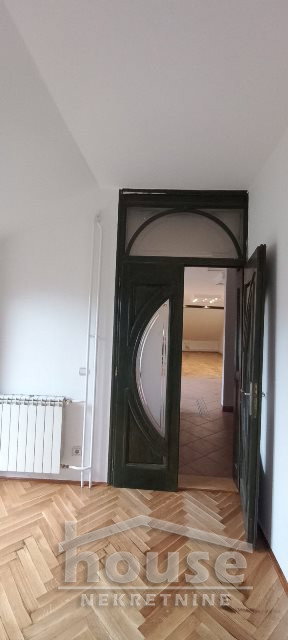 Kuća za izdavanje, Centar, Novi Sad, 260m², 2.500 €/mes