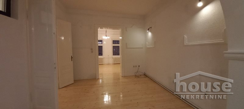 Kuća Izdavanje Novi Sad  260 m2