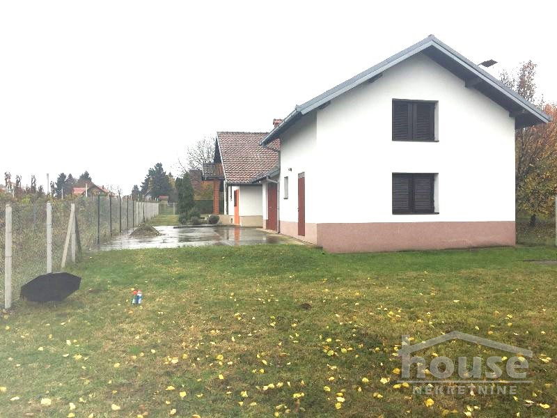 viber-slika-2023-04-06-18-39-15-977 Kuća na prodaju, Čortanovci, Inđija, 200m², 111.000 €